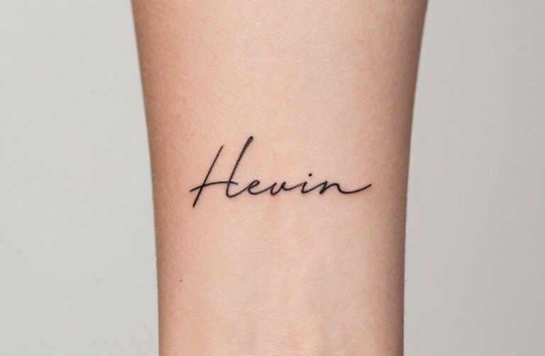 Simple Tattoo Ideas for Women: Clean, Timeless, Small