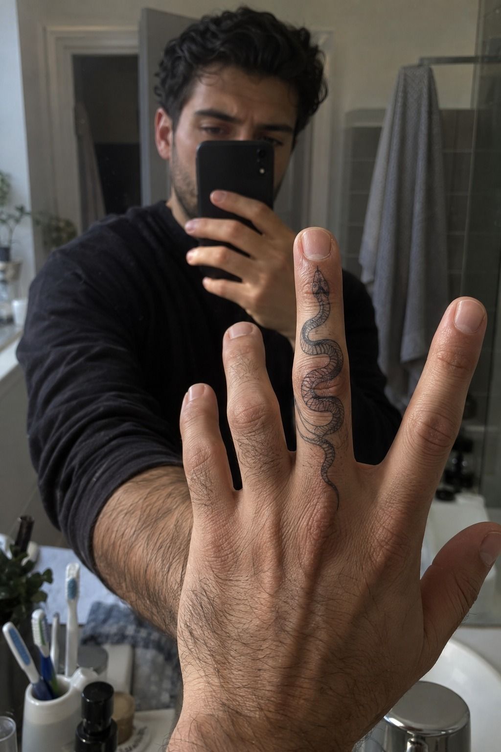 Unique Snake Wrap Finger Tats