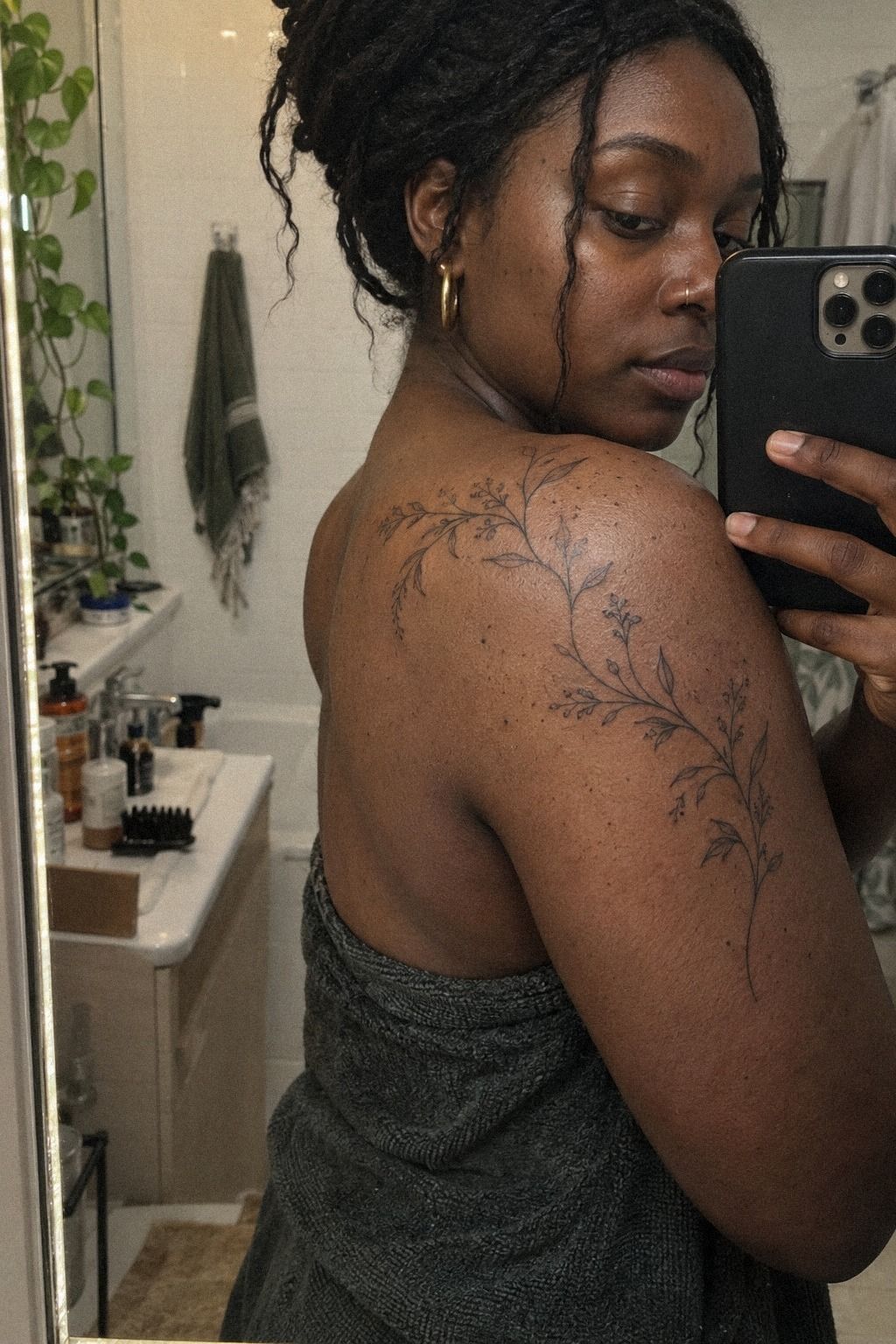 The Dainty Botanical Mark