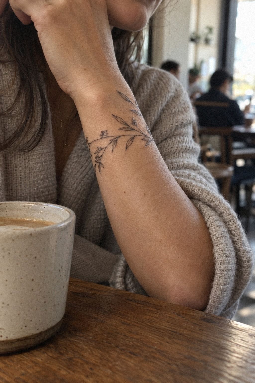 Why Botanical Linework Holds Its Shape
